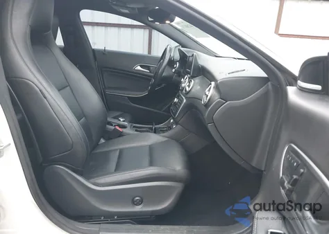 2014 Mercedes-Benz Cla 250 из США, поврежденный, VIN WDDSJ4EB7EN157631